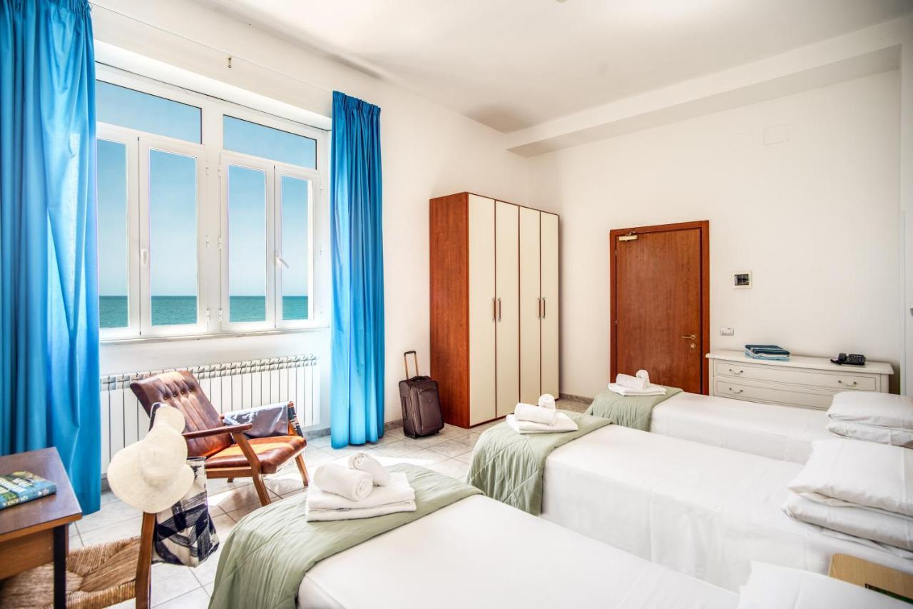 סנטה מרינלה Villa Mg Hotel מראה חיצוני תמונה