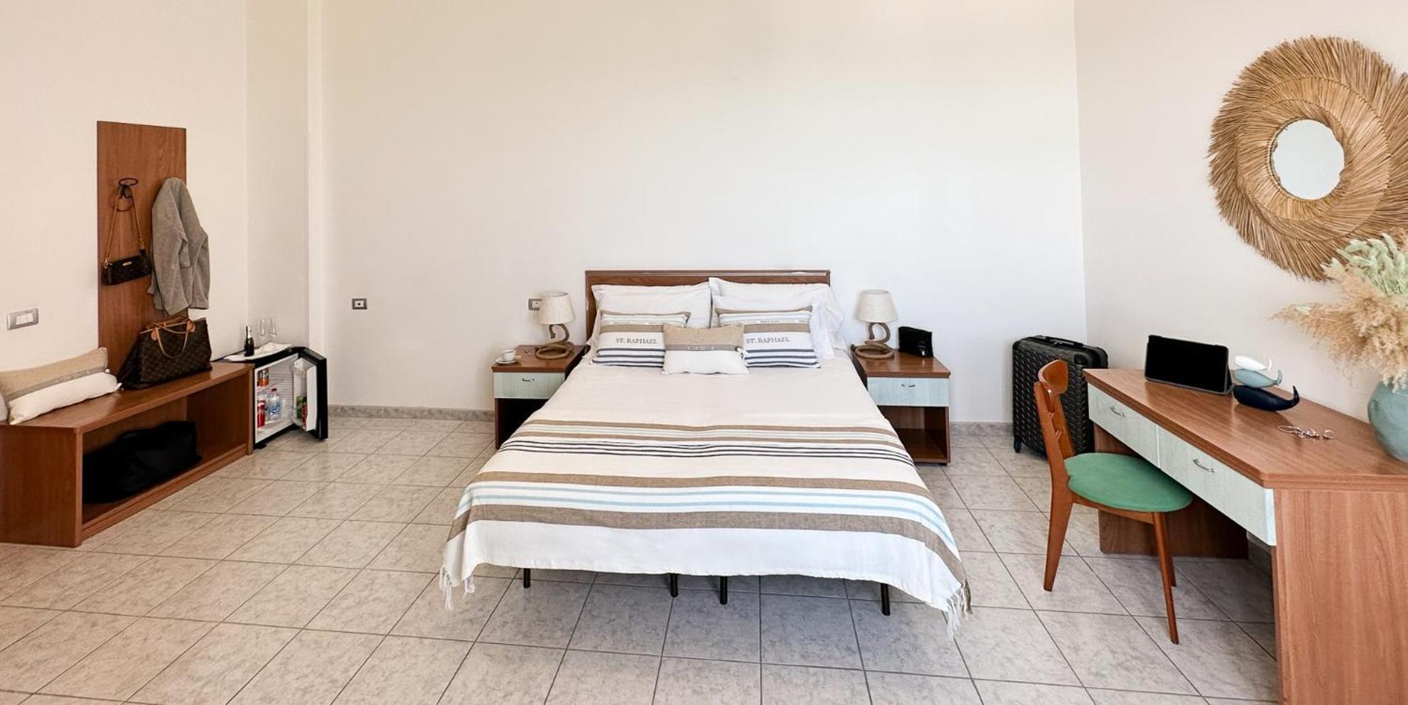 סנטה מרינלה Villa Mg Hotel מראה חיצוני תמונה