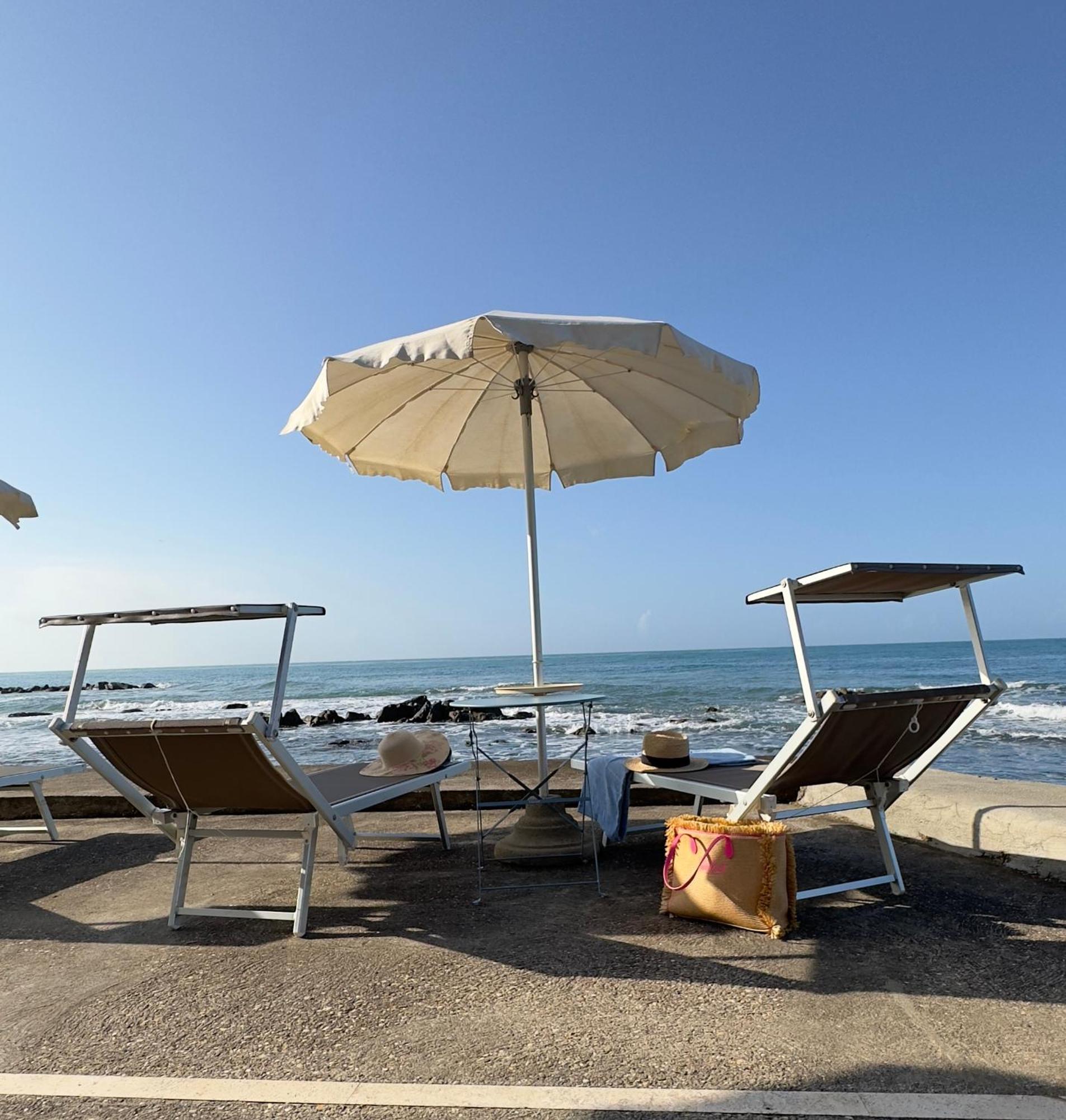 סנטה מרינלה Villa Mg Hotel מראה חיצוני תמונה