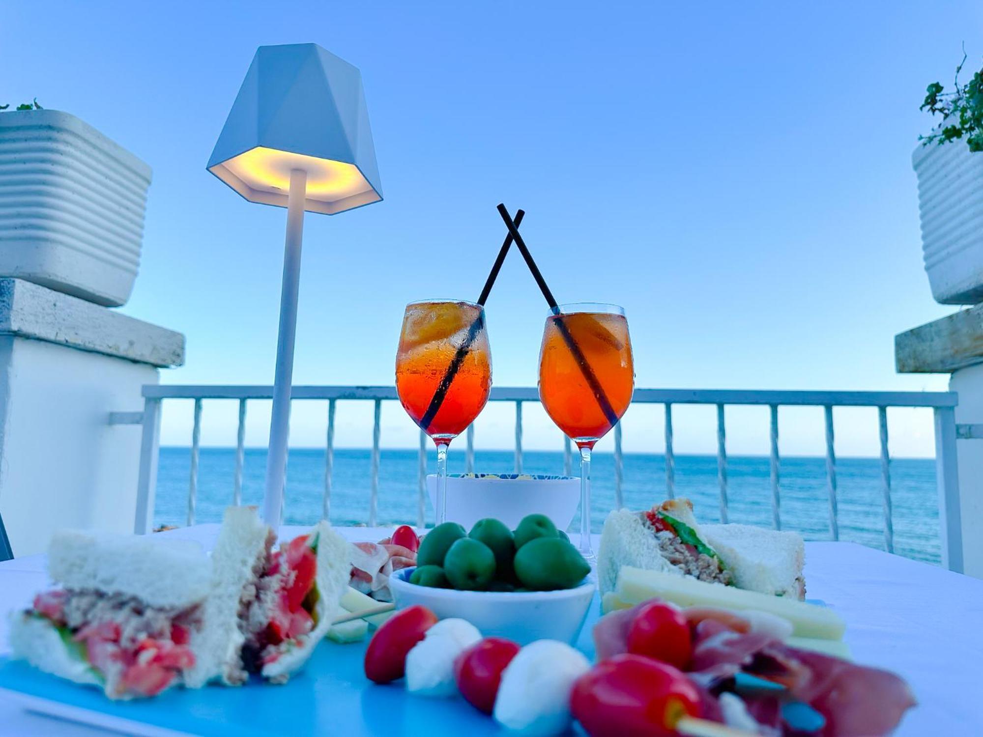סנטה מרינלה Villa Mg Hotel מראה חיצוני תמונה